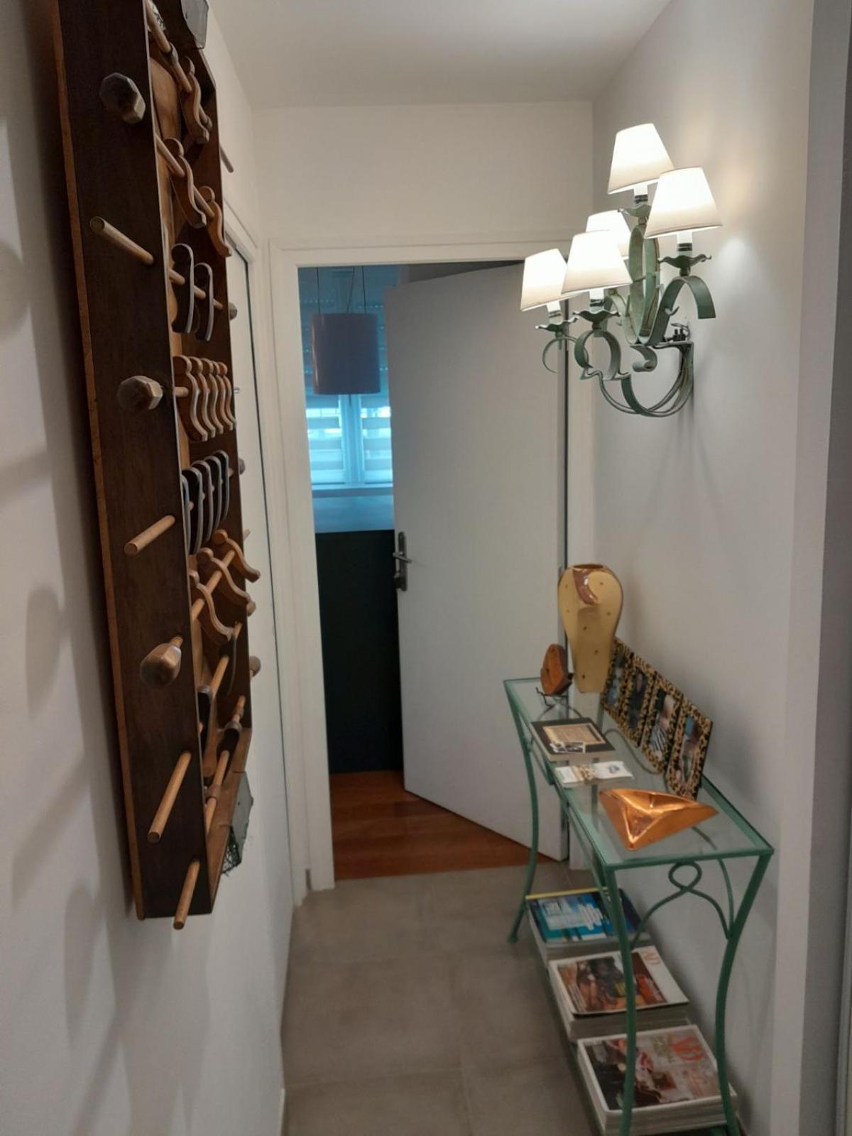 Studio Marseille Luaran gambar